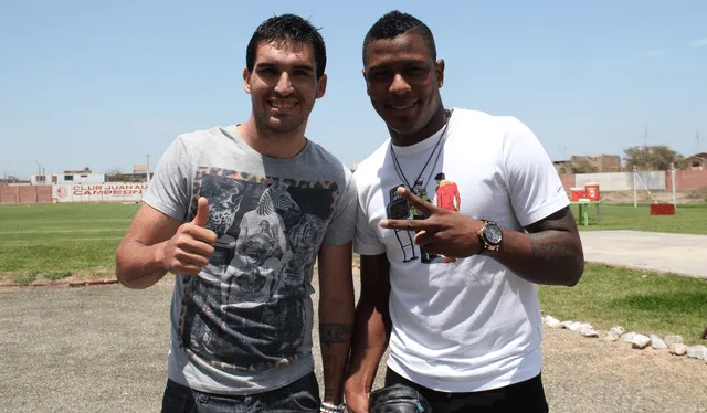 Harold Cummings junto a Germán Pacheco, el goleador del Juan Aurich subcampeón 2014. Foto: Archivo GLR   