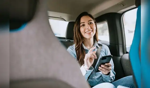  Con DiDi, ten un viaje seguro acompañado de un precio cómodo.    