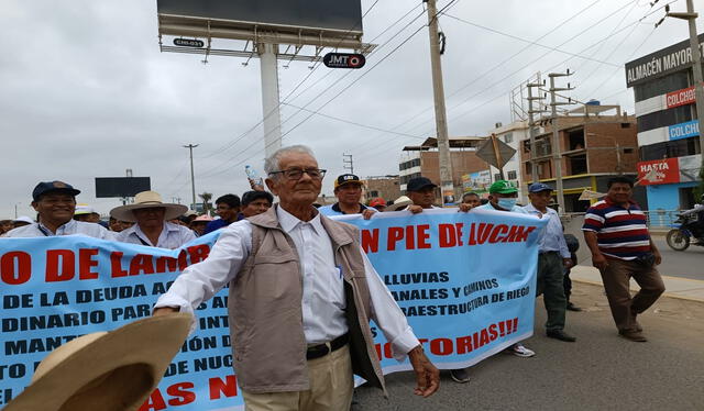  Agricultor mas longuevo de Lambayeque participa de marcha. Foto: La República  