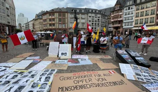 Peruanos en Alemania se sumaron a la marcha contra Dina Boluarte. Foto: difusión   