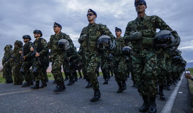 La Independencia de Colombia 2023 se celebra a lo grande con el tradicional desfile militar. Foto: AFP   
