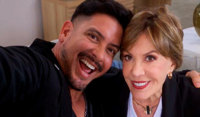 Francesca se tomó una selfie con su exentrenador Silvio. Foto: América TV   