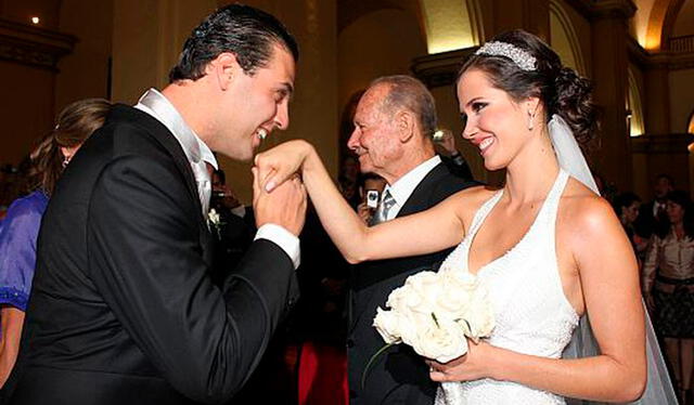 El matrimonio de Maju Mantilla y Gustavo Salcedo en el año 2012. Foto: difusión   