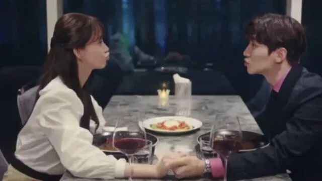 Sa Rang y Gu Won no terminaron su relación en capítulo final de 'King the Land'. Foto: JTBC   