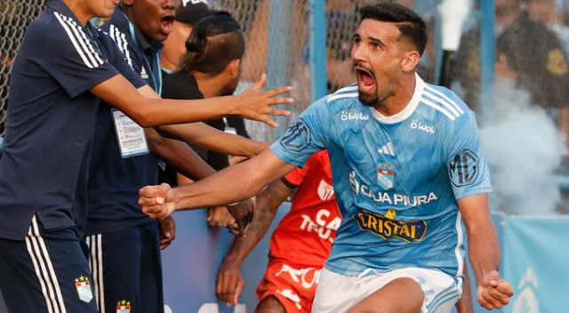 Los hinchas de Sporting Cristal le exigen al club la renovación de Ignácio. Foto: GLR   