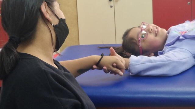  Astrid es una de las pacientes de la Clínica San Juan de Dios. Foto: Jessica Merino/La República   