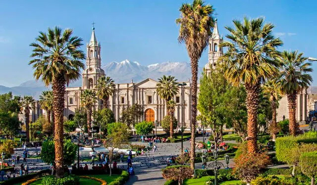  Arequipa es la única ciudad en el mundo que tiene edificaciones de sillar. Foto: Sky Perú   