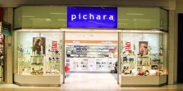 Pichara apertura tienda en Mall del Sur.   