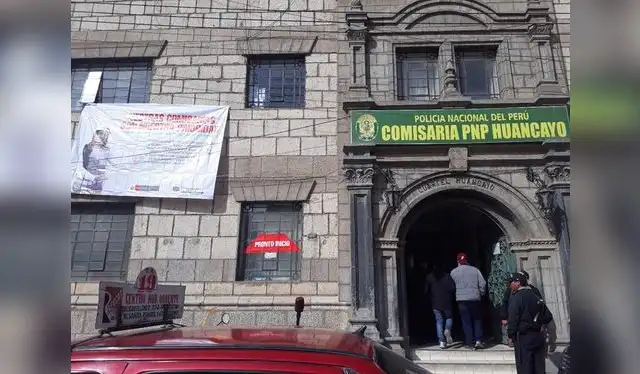  Los agentes de la comisaría de Huancayo investigan el robo. Foto: Mininter    