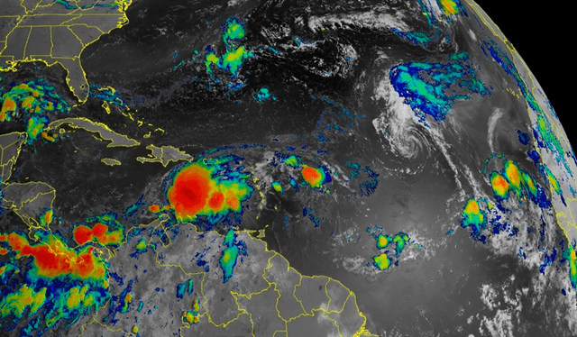  La Tormenta Tropical Franklin tiene vientos de hasta 80 km/h con ráfagas más altas. Foto: NHC   