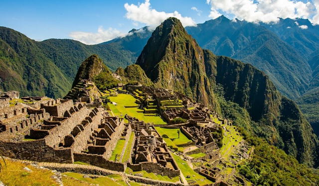 Machu Picchu, lugares turísticos más populares en Sudamérica, lugares turísticos en Sudamérica