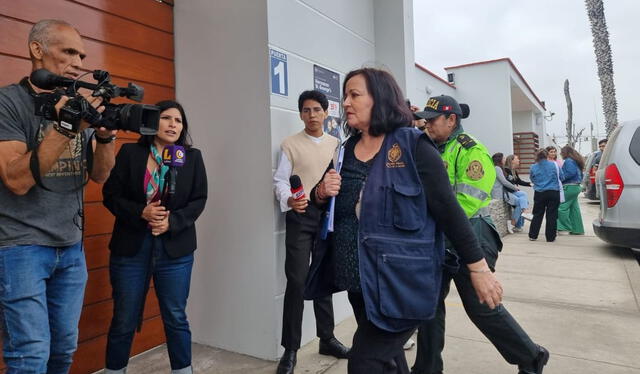 El personal del Ministerio Público se presentó en el colegio. Foto: La República   