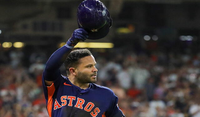  José Altuve es el séptimo jugador venezolano en batear la escalera en un juego de Grandes Ligas. Foto: AFP   