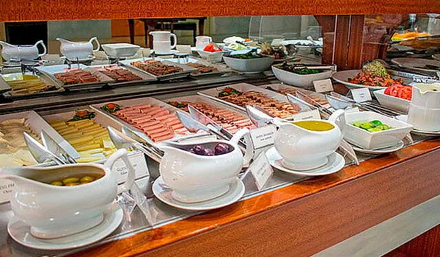 Desayuno buffet en Luxury Hotel Inkarri. Foto: Cuponidad   