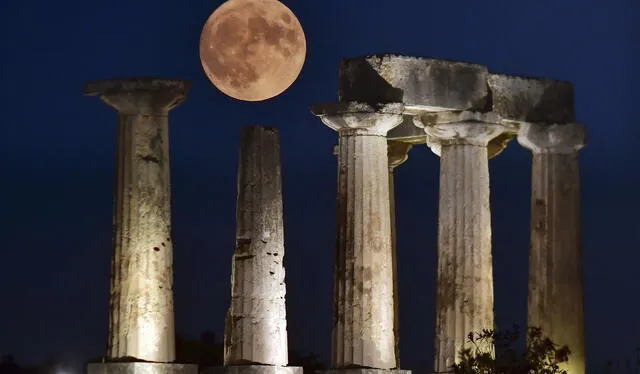 Luna azul 2023 desde Grecia. Foto: AFP   