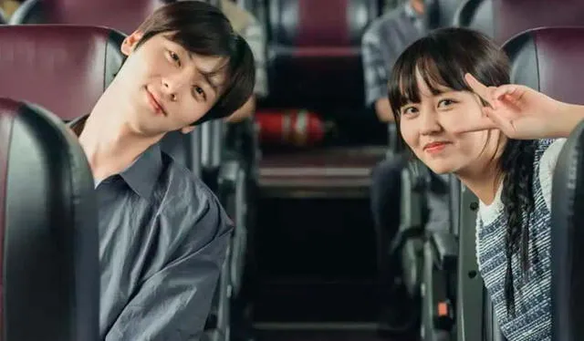 ‘My lovely liar’ está protagonizada por Kim So-hyun y Hwang Min-hyun, quienes interpretan a Mok Sol-hee y Kim Do-ha, respectivamente. Foto: tvN   