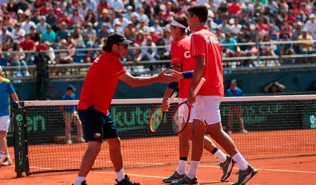 Chile clasificó a las finales de la Copa Davis tras derrotar a Kazajistán. Foto: Team Chile   