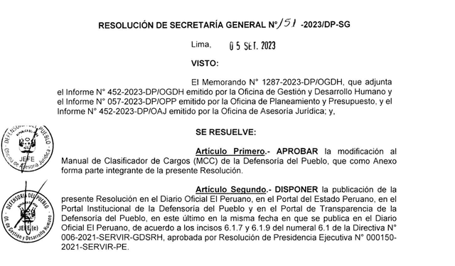  Primer acto: 5 de setiembre. La gestión de Josué Gutiérrez emite la resolución 151-2023 y elimina el requisito de la experiencia previa de cuatro años en el sector público para el cargo de adjunto. Foto: La República   