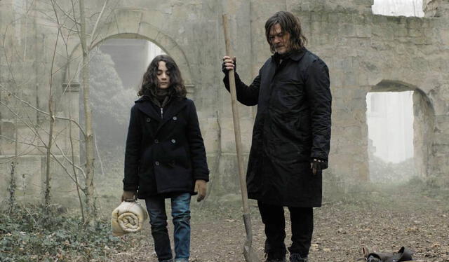 Daryl buscará transportar a Laurent y llevarlo a salvo a ‘El nido’. Foto: AMC   