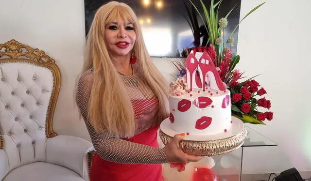 Susy Díaz celebra su cumpleaños. Foto: La República   