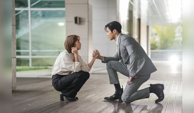  Jo Bo Ah y Rowoon en 'Un amor predestinado'. Foto: JTBC    