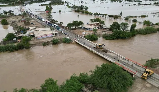 Las lluvias causan grandes pérdidas y daños en la infraestructura. Foto: La República   