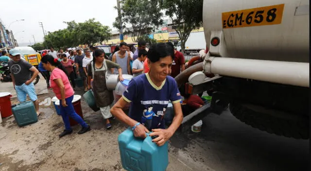 El corte de agua afecta a miles de familias trujillanas. Foto: La República   