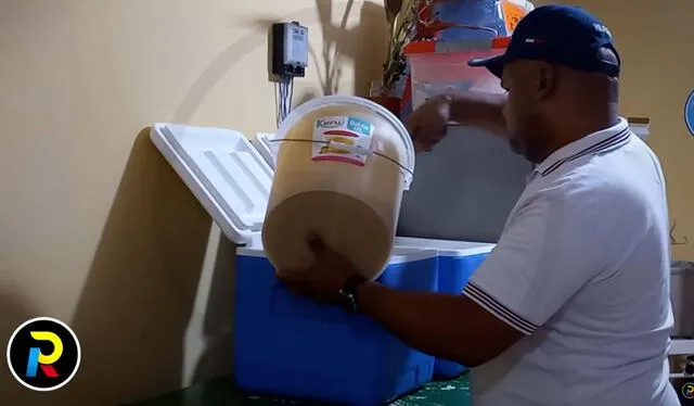 Tiene más de 14 años de experiencia en la preparación de chicha venezolana. Foto: LR/YouTube 