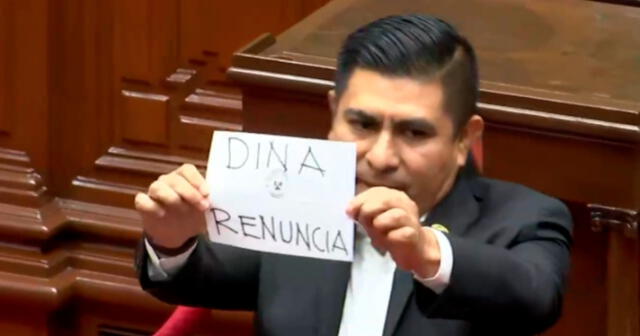 El congresista no agrupado Alex Flores es uno de los promotores de la moción de vacancia contra Dina Boluarte. Foto: Canal del Congreso   