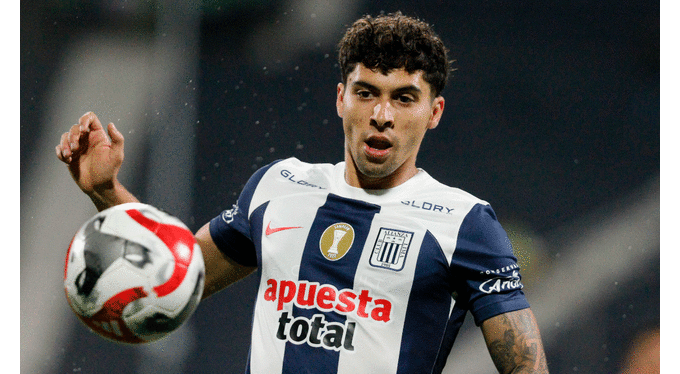 Franco Zanelatto, futbolista paraguayo nacionalizado peruano
