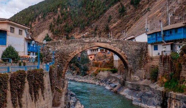  El Puente Colonial Carlos III es una de las construcciones más relevantes de la zona. Foto: Facebook Machupicchu Explorers 