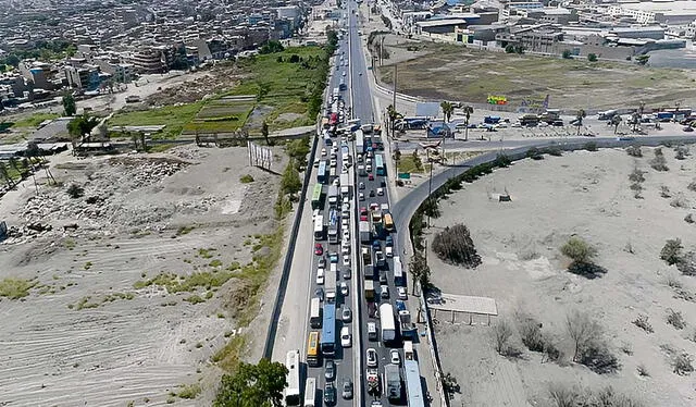  A lo largo de 58 kilómetros, la Panamericana Sur recorre 14 distritos de Lima. Foto: difusión   