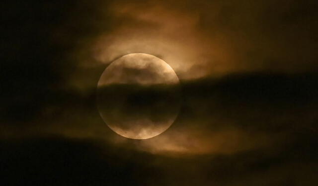 El eclipse lunar significa muchos cambios en los 12 signos del zodiaco. Foto: Andina    