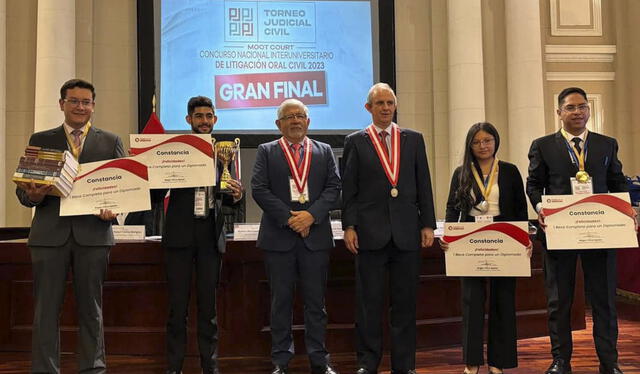  Gran final. Alumnos demostraron todo su talento en el derecho. Foto: composición LR/Luis Vilchez   