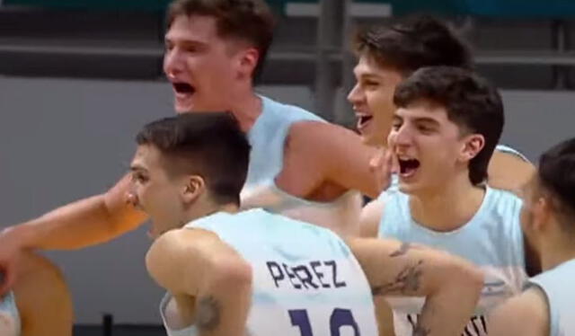  Celebración de Argentina al conquistar la medalla de oro en la final del Baloncesto masculino de los Juegos Panamericanos 2023. Foto: Panam Sports   