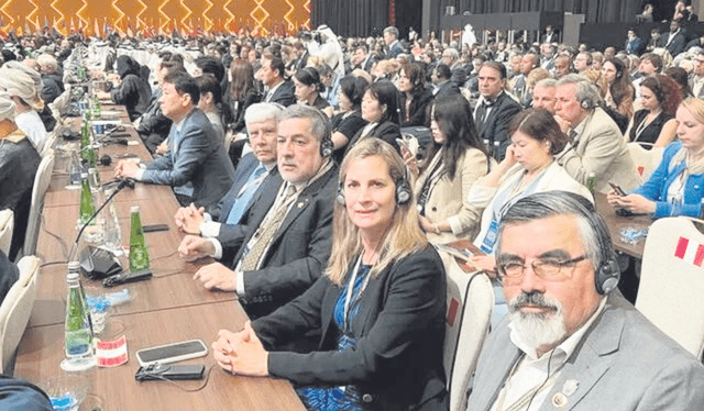  Viajeros. Bustamante, Alva y Paredes en Baréin en marzo. Foto: difusión    