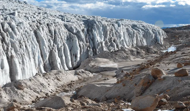 El glaciar Quelccaya se encuentra entre las regiones de Cusco y Puno. Foto: RedBus   