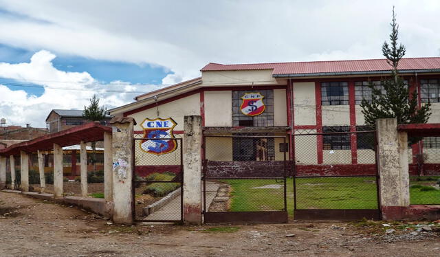  El menor cursa estudios secundarios en el colegio Santa Isabel. Foto: Facebook    