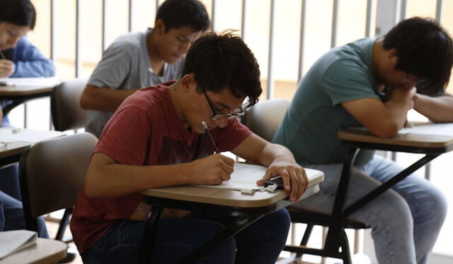 El costo del examen de admisión en la UNI varia para los procedentes de colegios estatales y privados. Foto: Andina   