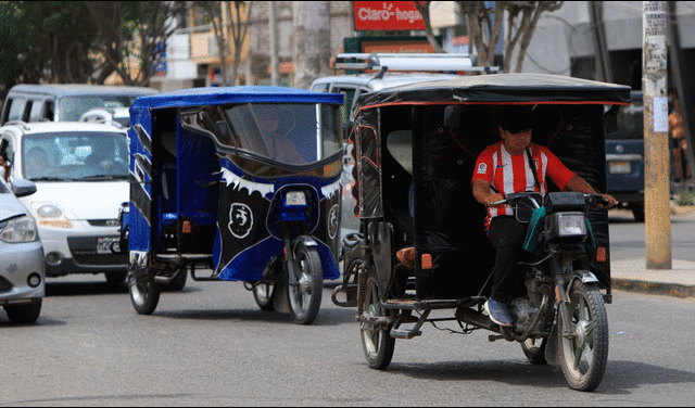  Mototaxis en Perú. Foto: Clinton Medina Carhuajulca 