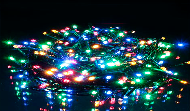  Luces de colores por Navidad. Foto: Holyart.es 