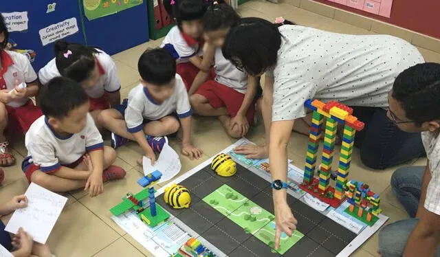 Singapur prioriza que ninguno de sus estudiantes se quede atrás en su proceso de aprendizaje. Foto: IDA   