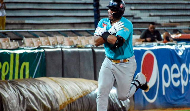 Los Bravos de Margarita siguen aferrados a la parte alta de la tabla de la LVBP 2023-24. Foto: LVBP   