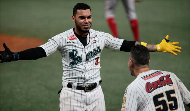 Los Leones del Caracas buscan el título número 22 de su historia en la LVBP. Foto: LVBP 