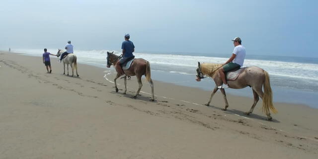 El paseo a caballo está disponible para todas las edades. Foto: Rancho Los Caballos    