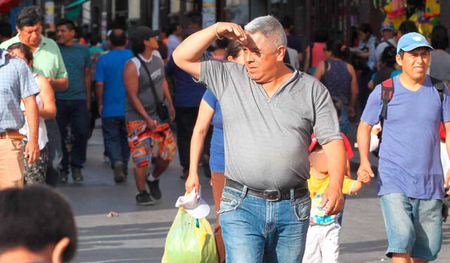 Ola de calor puede provocar problemas de salud en la piel. Foto: La República   