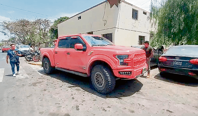  Pistas. Vehículo del empresario apareció en Laredo. Foto: difusión    