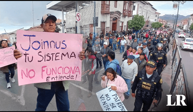 Manifestaciones y protestas en Cusco en rechazo a la venta de entradas a través de Joinnus. Foto: composición LR/Fabrizio Oviedo    