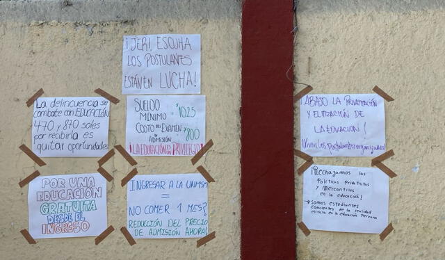 Manifestantes dejaron carteles de reclamo en la fachada de la UNMSM. Foto: cortesía para La República   