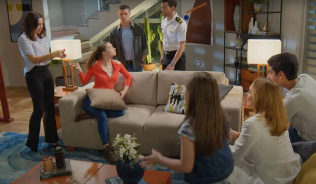 'Papá en apuros' inició su transmisión en Chile. Foto: captura de YouTube 'Papá en apuros' inició su transmisión en Chile. Foto: captura de YouTube